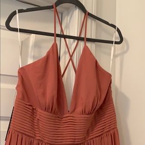 NWT Lulu’s dress! Champagne color. Size XL.